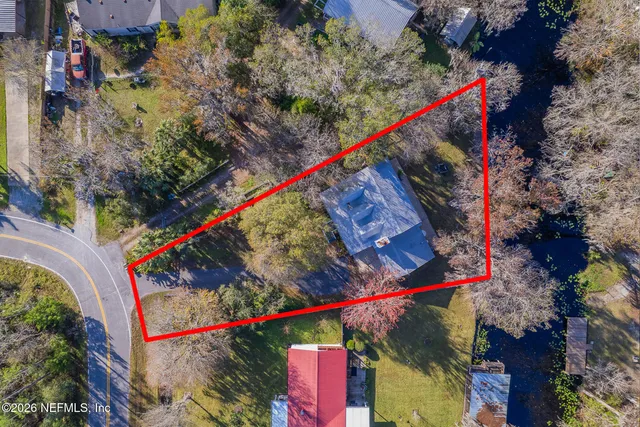 $419,900 | 321 Paradise Circle, Satsuma, FL 32189