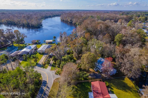 $399,900 | 321 Paradise Circle, Satsuma, FL 32189