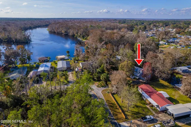 $419,900 | 321 Paradise Circle, Satsuma, FL 32189