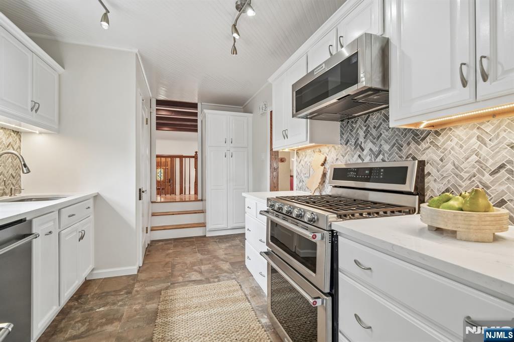 3 Hyde Road Bloomfield, NJ 07003 - Photo 12 of 37