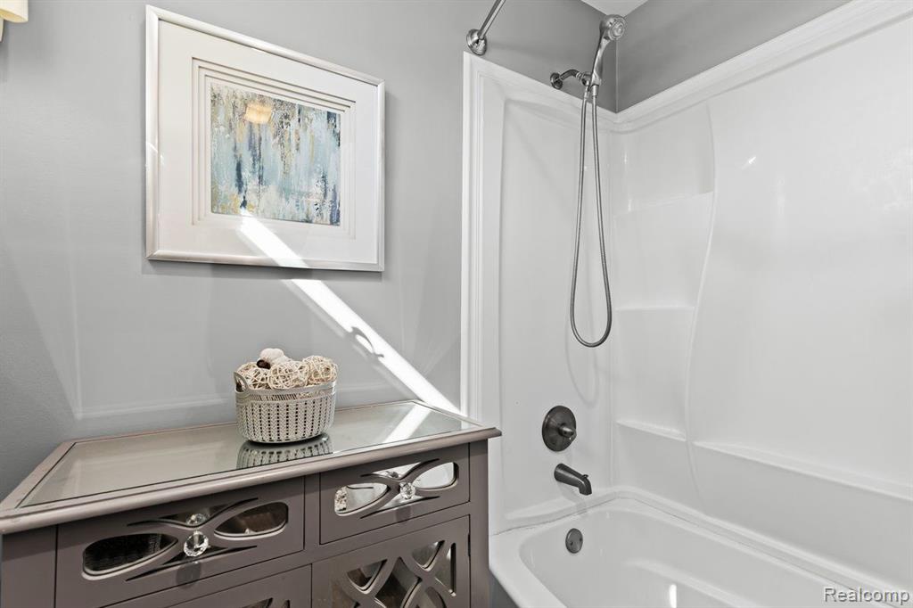 17526 Inkster Road Redford, MI 48240 - Photo 31 of 47 Gallery Image 31