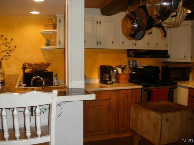 4835 Shankweiler Road Orefield, PA 18069 - Photo 5 of 14 Gallery Image 5