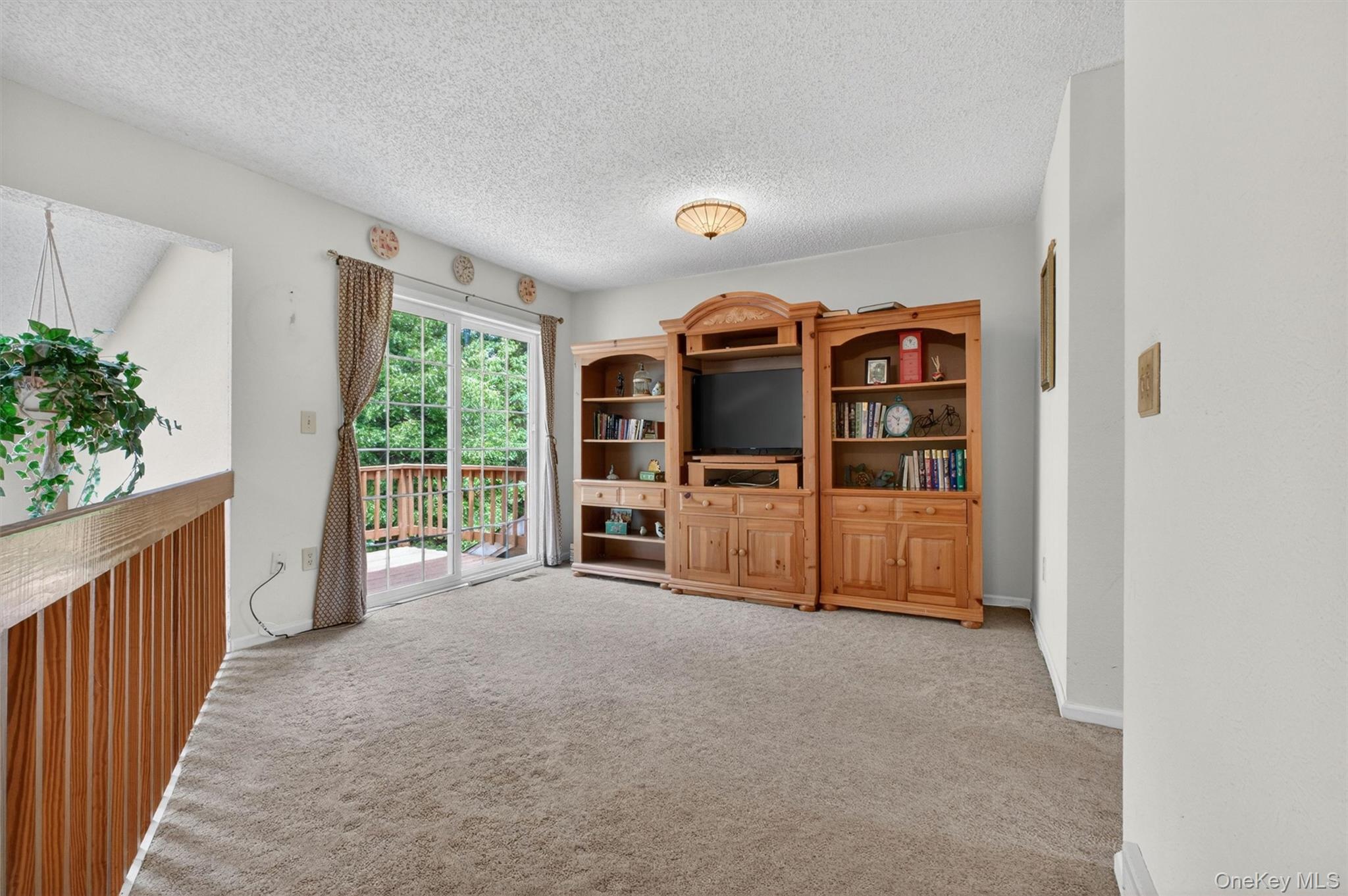 40 Spruce Ridge Drive Fishkill, NY 12524 - Photo 19 of 35