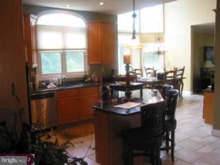 828 Warren Road Ambler, PA 19002 - Photo 2 of 4 Gallery Image 2