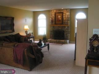 828 Warren Road Ambler, PA 19002 - Photo 3 of 4 Gallery Image 3