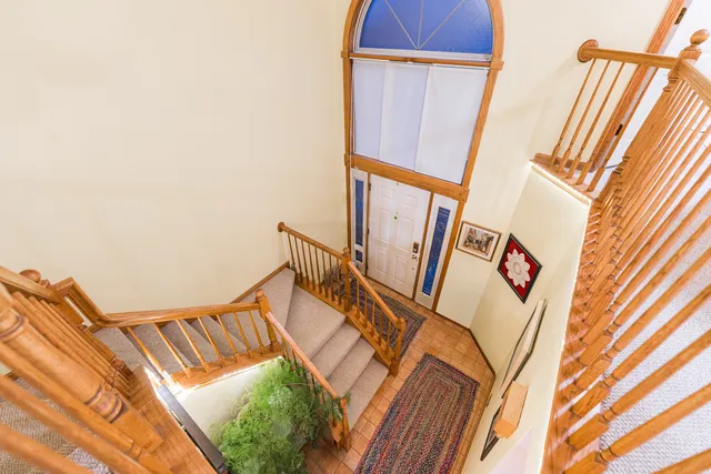 $350,000 | 337 Kresswood Drive, West Chicago, IL 60185