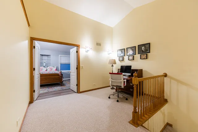 $350,000 | 337 Kresswood Drive, West Chicago, IL 60185