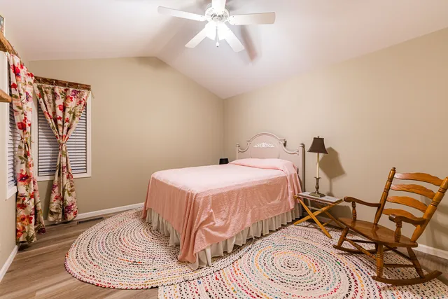 $344,900 | 337 Kresswood Drive, West Chicago, IL 60185