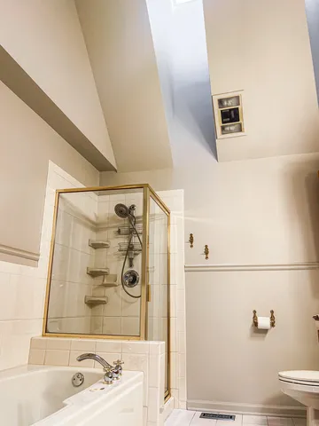 $344,900 | 337 Kresswood Drive, West Chicago, IL 60185