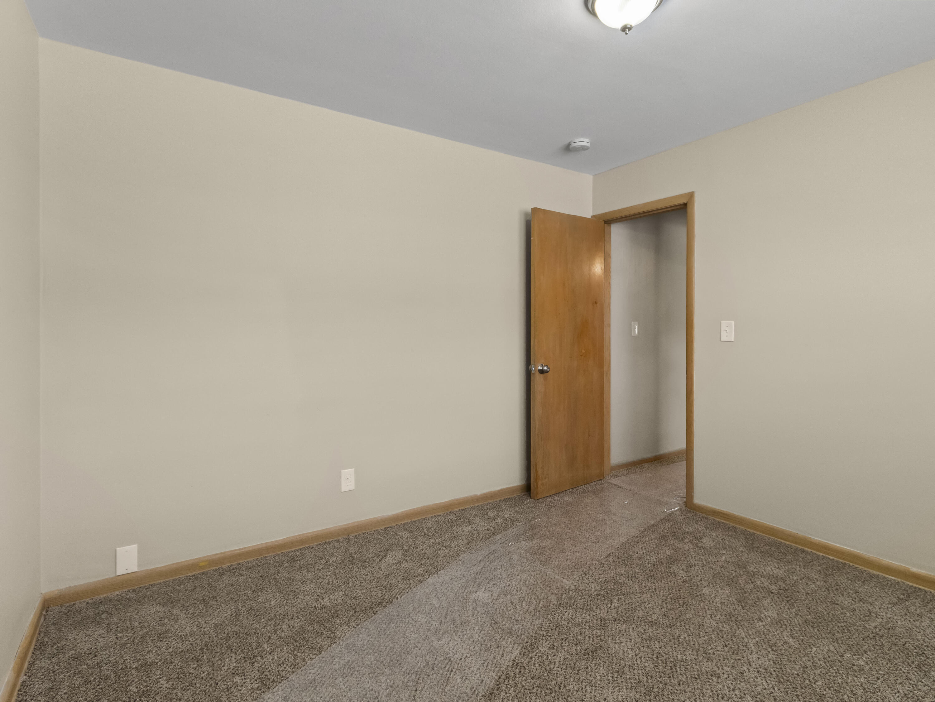 4357 North 83rd Street Milwaukee, WI 53222 - Photo 25 of 32 IMG_3577