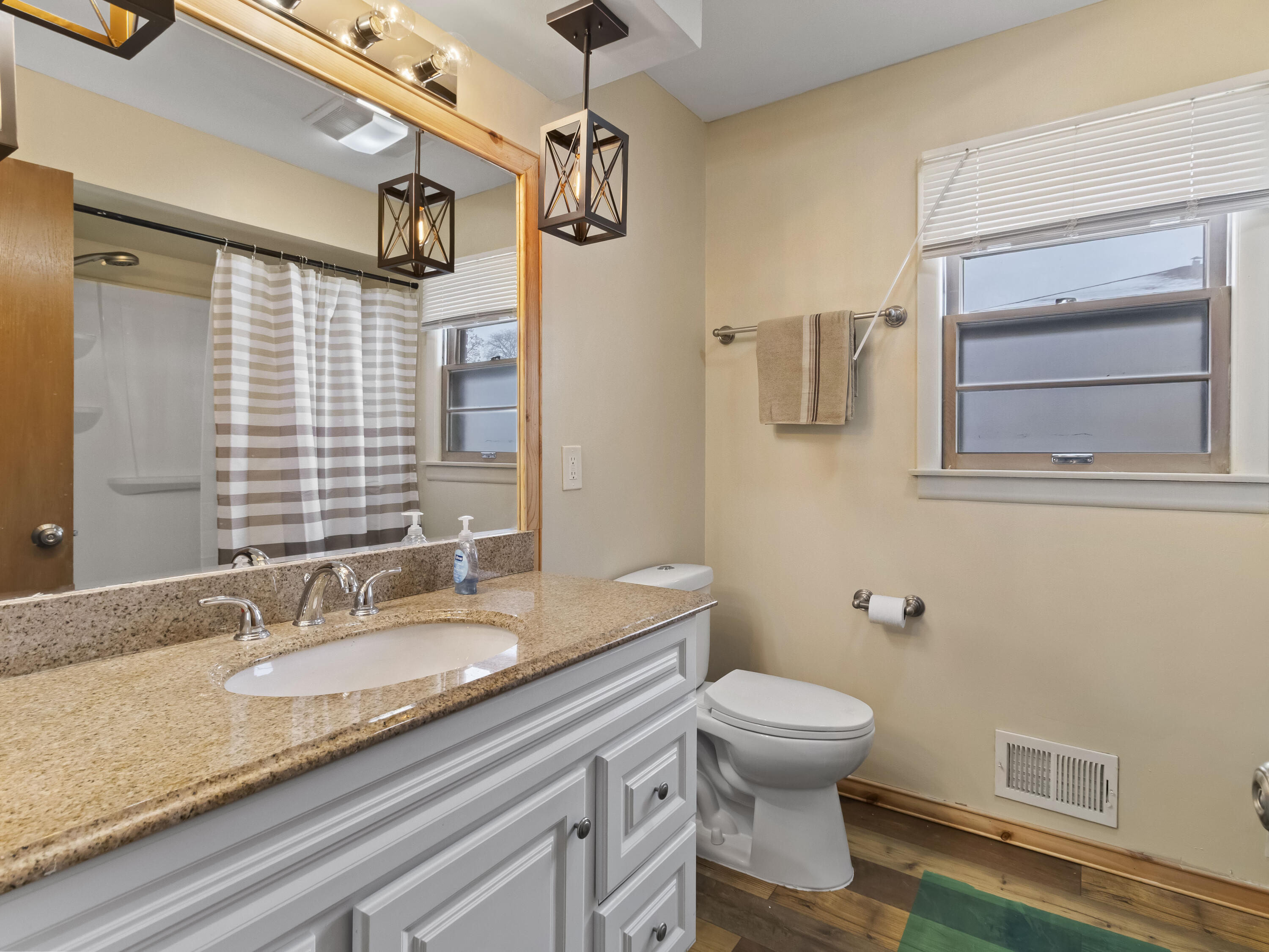 4357 North 83rd Street Milwaukee, WI 53222 - Photo 28 of 32 IMG_3570