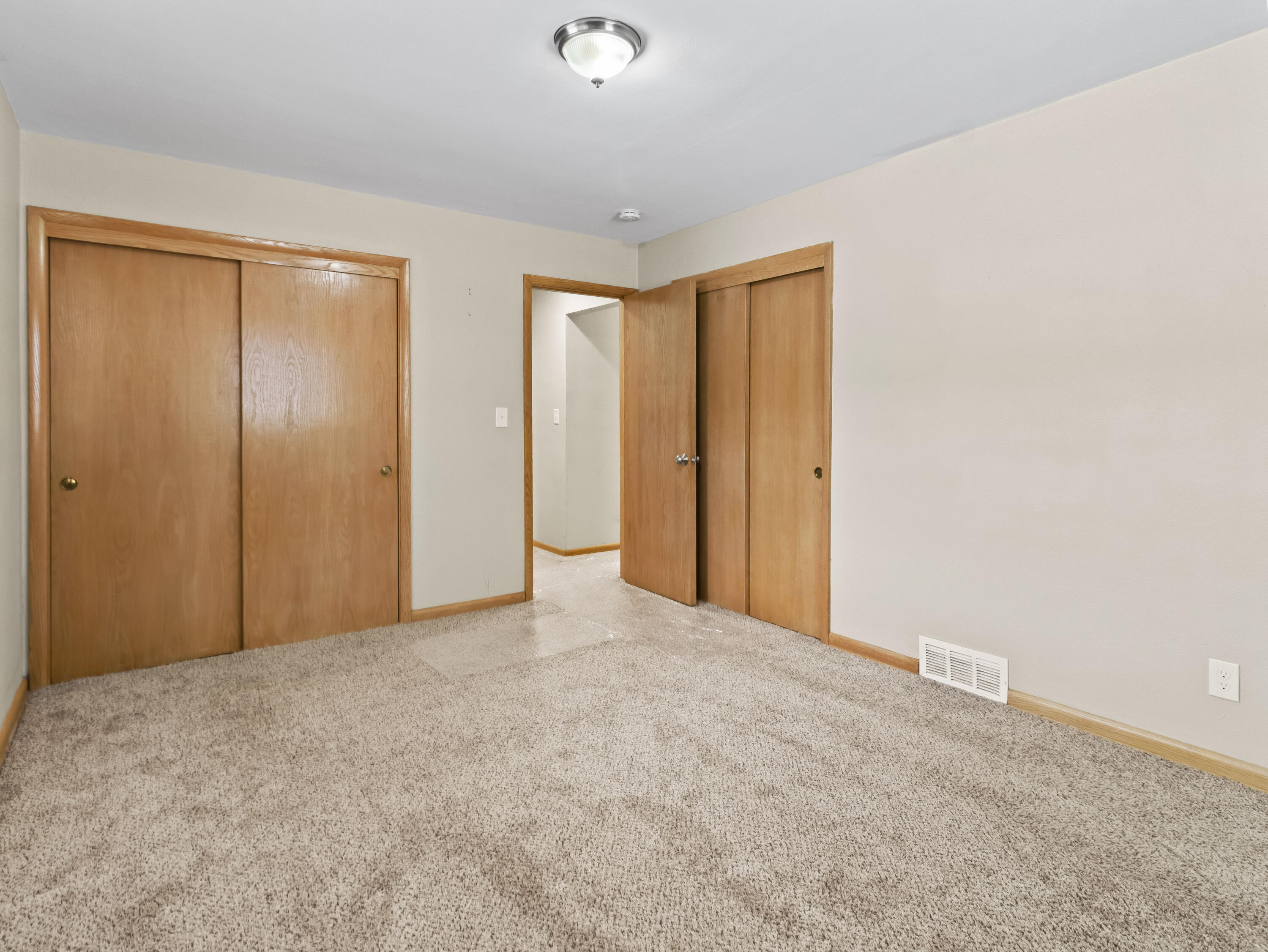 4357 North 83rd Street Milwaukee, WI 53222 - Photo 29 of 32 IMG_3567