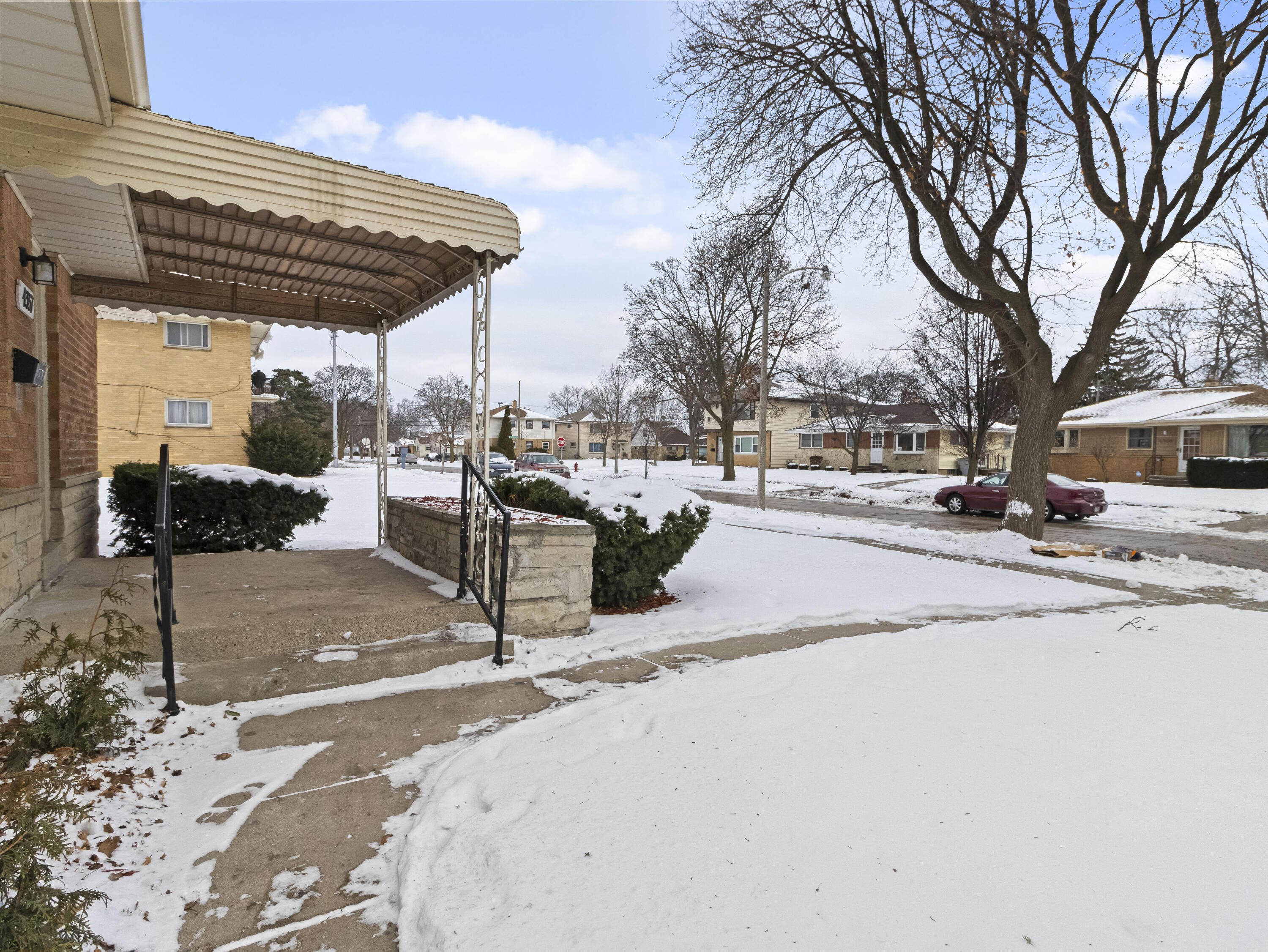 4357 North 83rd Street Milwaukee, WI 53222 - Photo 5 of 32 IMG_3643