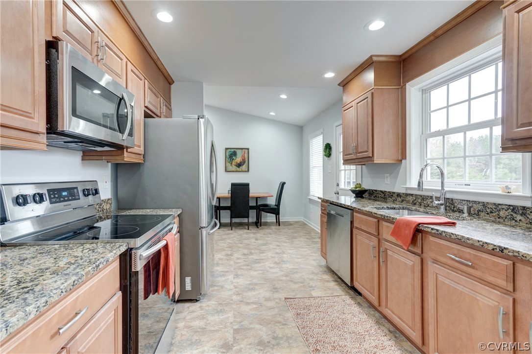 11627 Coalboro Road Chesterfield, VA 23838 - Photo 8 of 28 So Much Natural Light