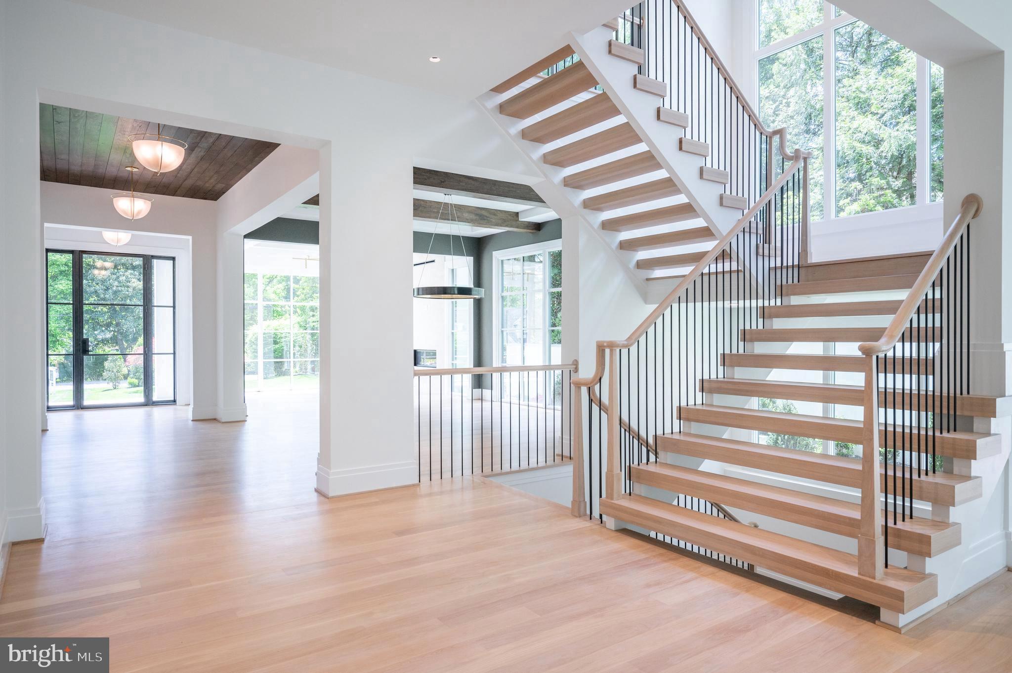 6804 Hampshire Road McLean, VA 22101 - Photo 2 of 61