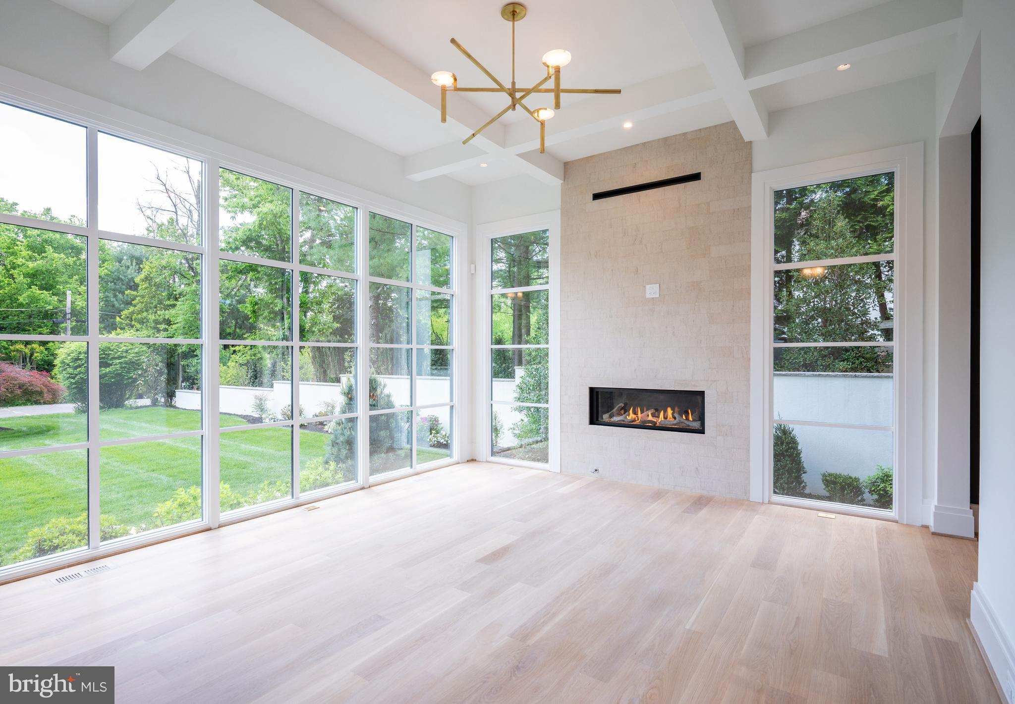 6804 Hampshire Road McLean, VA 22101 - Photo 3 of 61