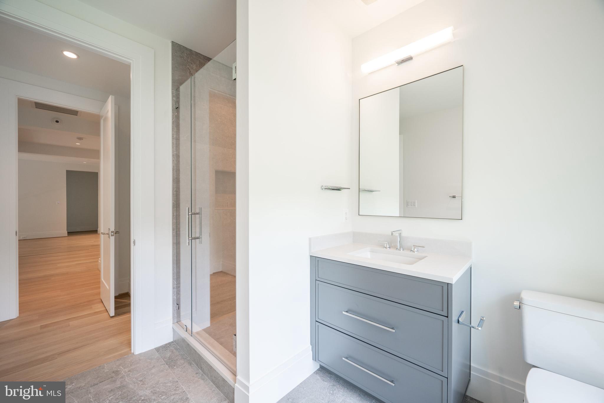 6804 Hampshire Road McLean, VA 22101 - Photo 38 of 61