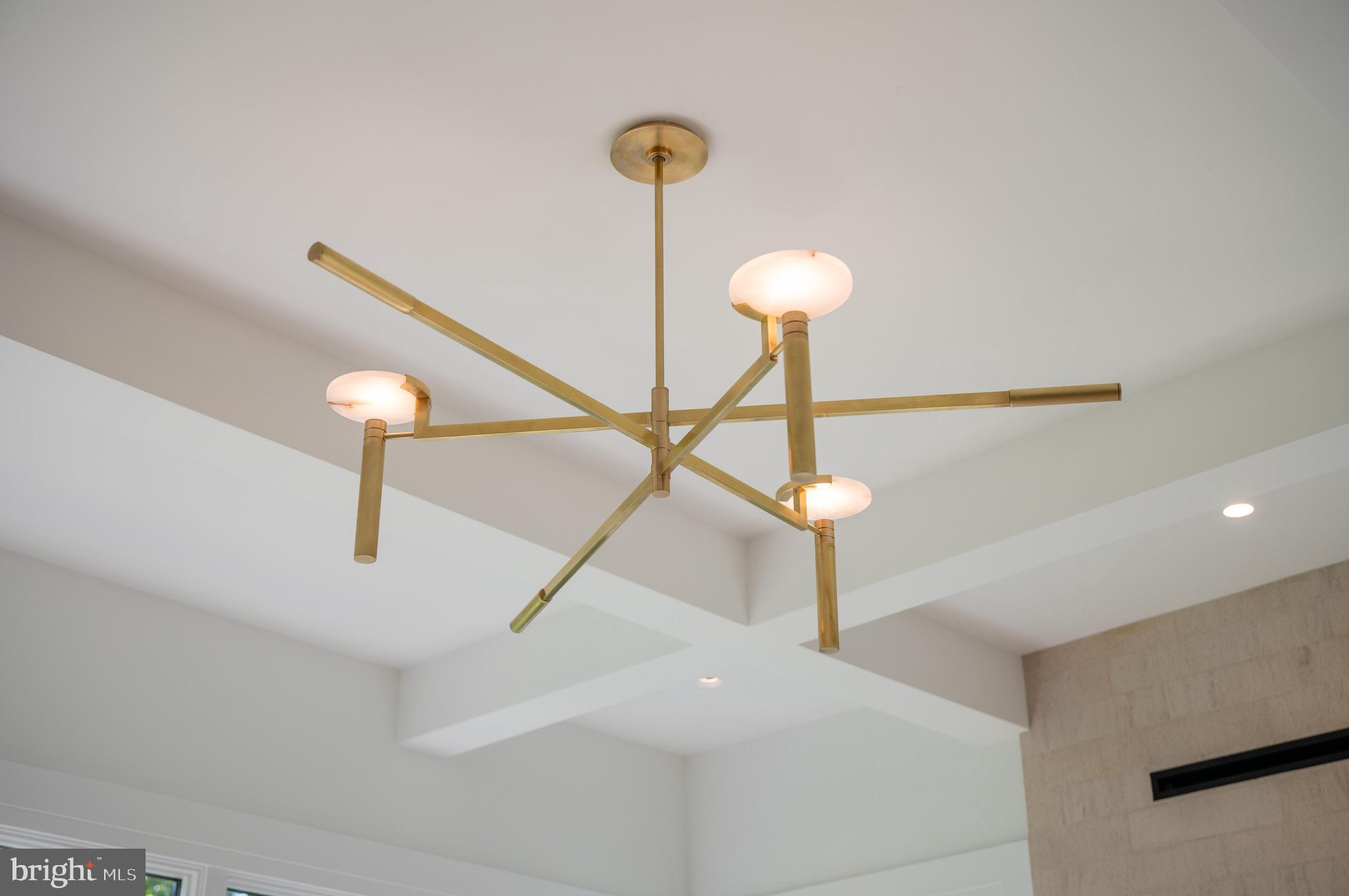 6804 Hampshire Road McLean, VA 22101 - Photo 4 of 61