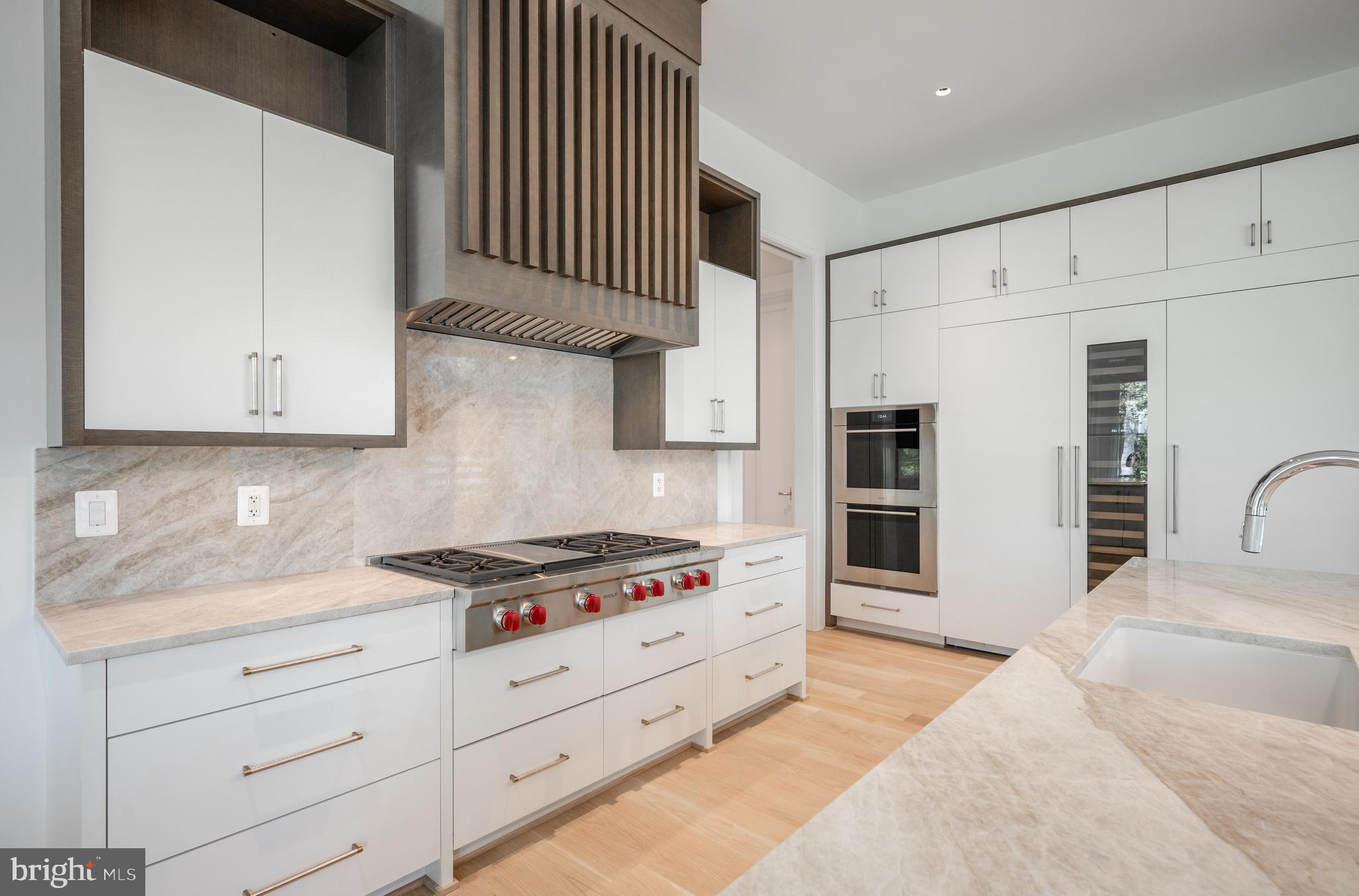 6804 Hampshire Road McLean, VA 22101 - Photo 10 of 61