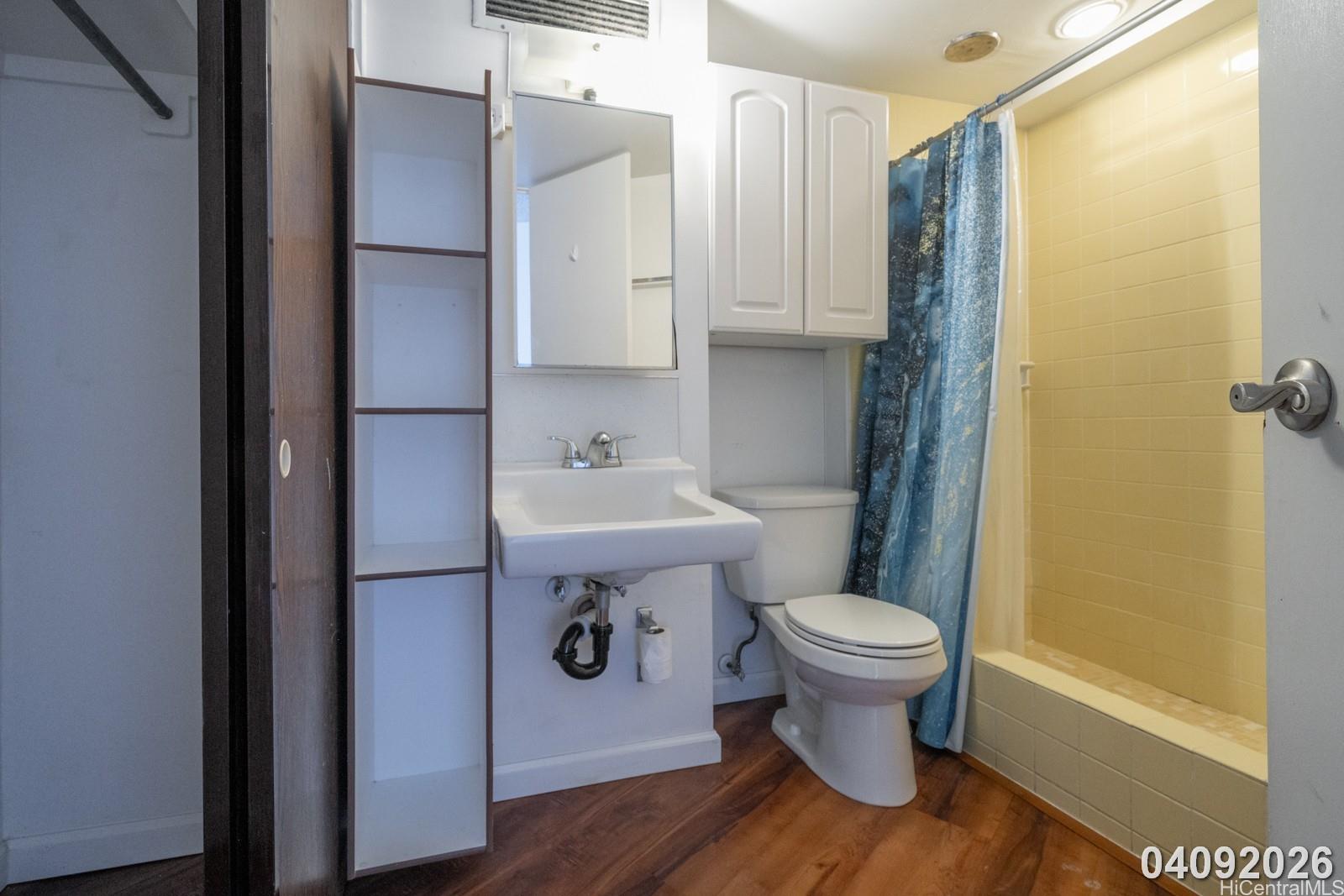 750 Amana Street, Unit 2003 Honolulu, HI 96814 - Photo 16 of 21