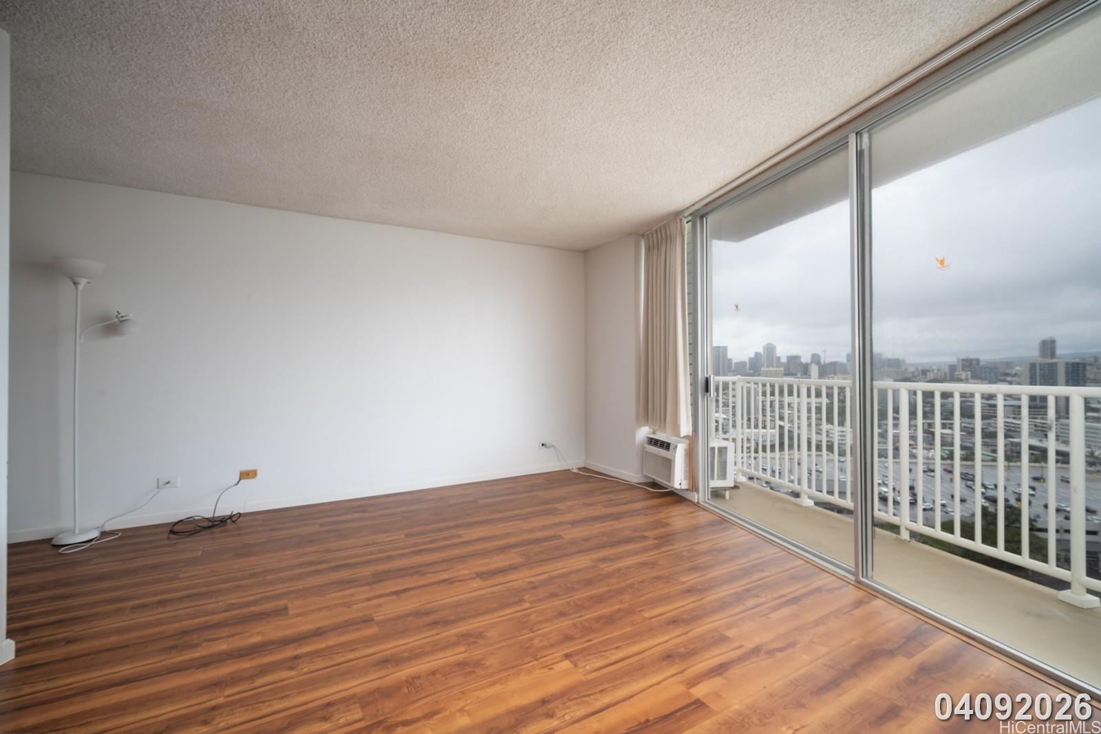 750 Amana Street, Unit 2003 Honolulu, HI 96814 - Photo 8 of 21