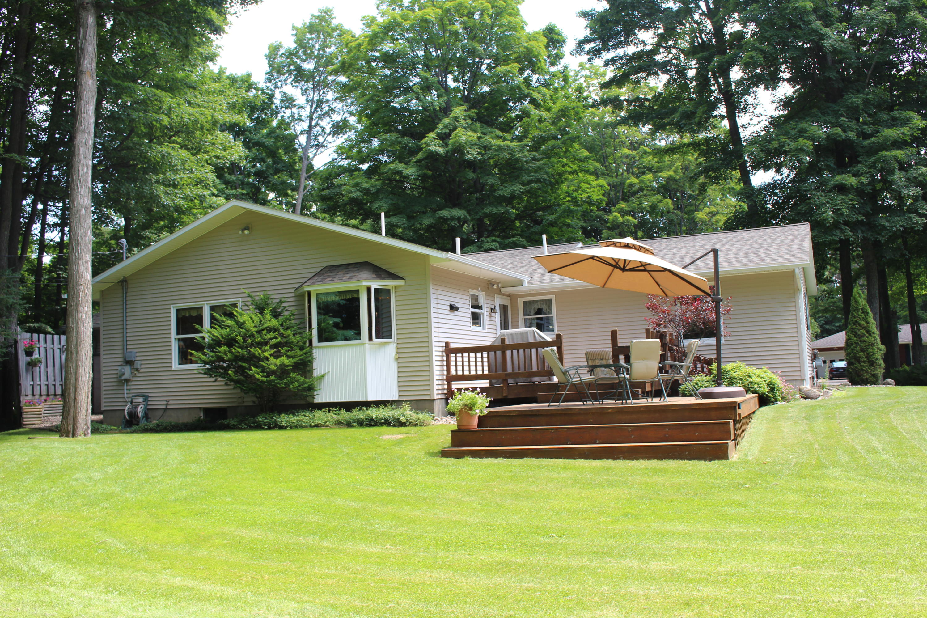 436 North Estates Road Gaylord, MI 49735 - Photo 4 of 14 Gallery Image 4