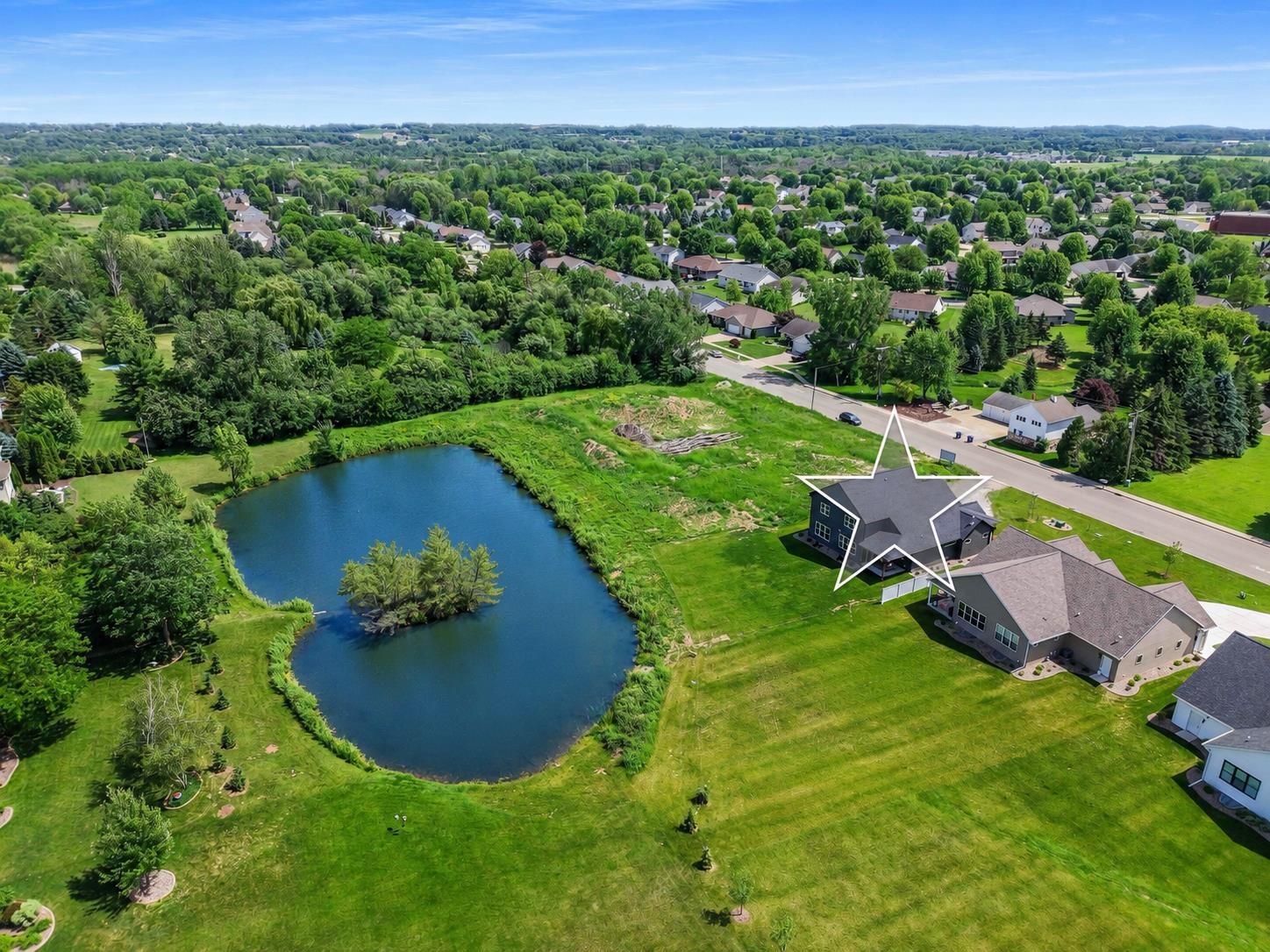 1871 Ledgeview Road De Pere, WI 54115 - Photo 3 of 88