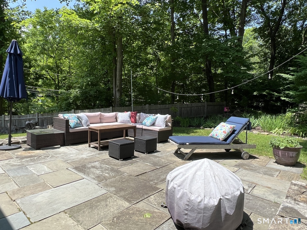 269 Farmingville Road Ridgefield, CT 06877 - Photo 15 of 17 a view of a terrace with sitting area