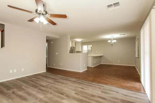 $2,200 | 12924 West Peppertree Lane, Glendale, AZ 85307