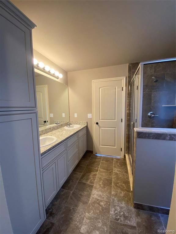 50438 Rory Drive Shelby, MI 48317 - Photo 10 of 23