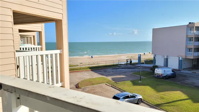 $100,000 | 3938 Surfside Boulevard, Unit 2214, Corpus Christi, TX 78402
