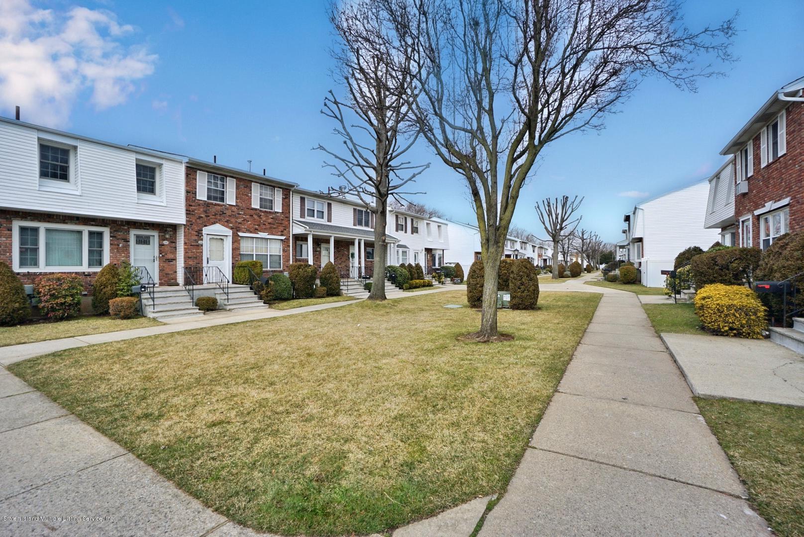 7 Signs Road, Unit E Staten Island, NY 10314 - Photo 3 of 29 Photo Feb 16, 7 49 45 PM