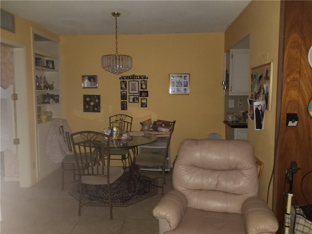 30 Southeast 13th Street, Unit A8 Boca Raton, FL 33432 - Photo 5 of 11 Photo 5