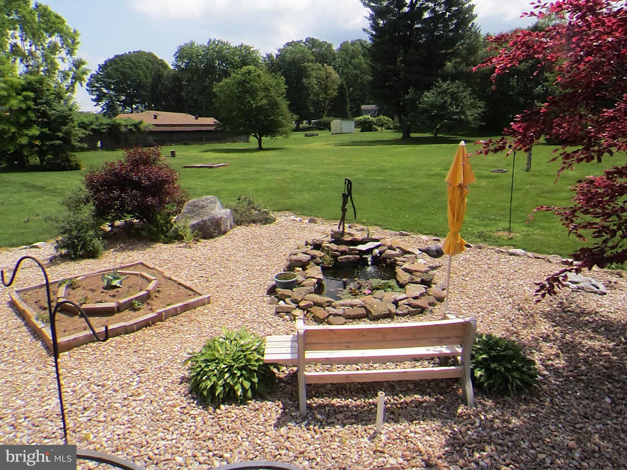 4626 Church Road Chambersburg, PA 17202 - Photo 21 of 30 Landscaping