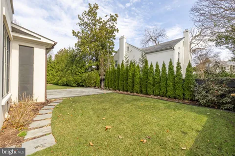 $4,450,000 | 7613 Glenbrook Road, Bethesda, MD 20814
