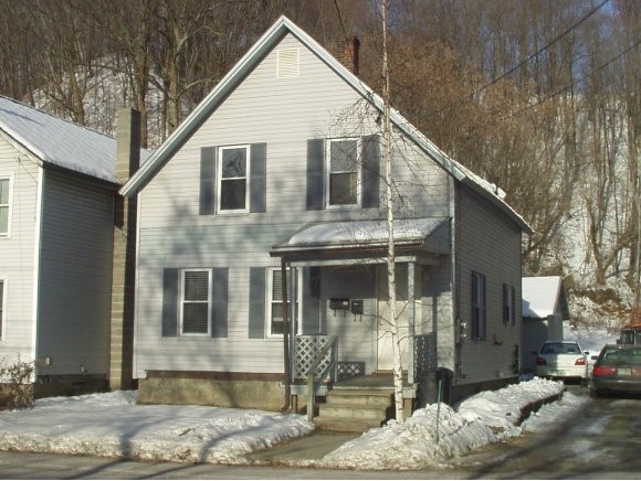 231 Connecticut River Road Hartford, VT 05001 - Photo 1 of 1 Gallery Image 1
