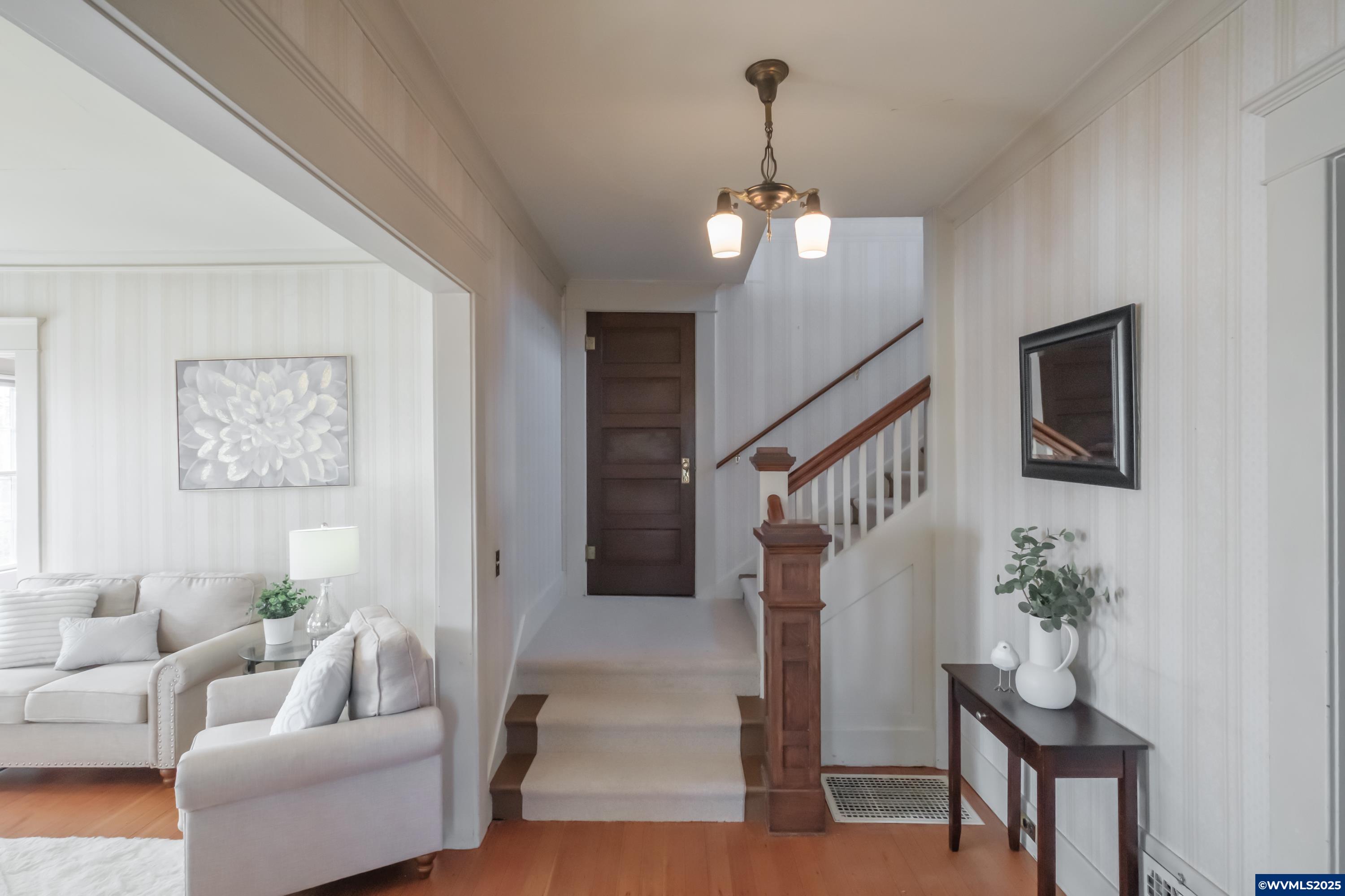 1114 Southwest Washington Street Albany, OR 97321 - Photo 5 of 50
