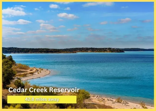 a view of outdoor space