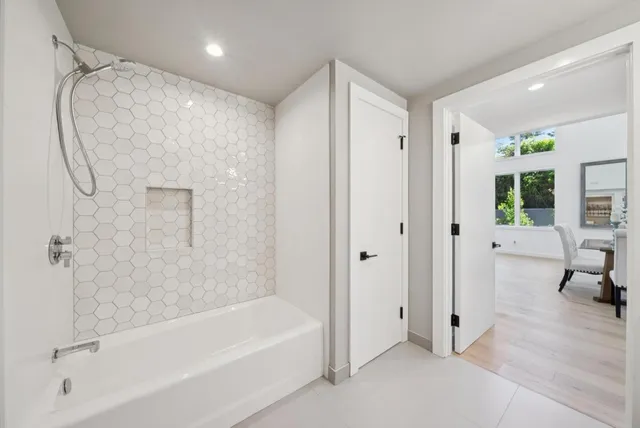 $1,399,000 | 1433 Floribunda Avenue, Unit 1, Burlingame, CA 94010