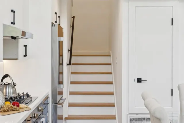 $1,399,000 | 1433 Floribunda Avenue, Unit 1, Burlingame, CA 94010