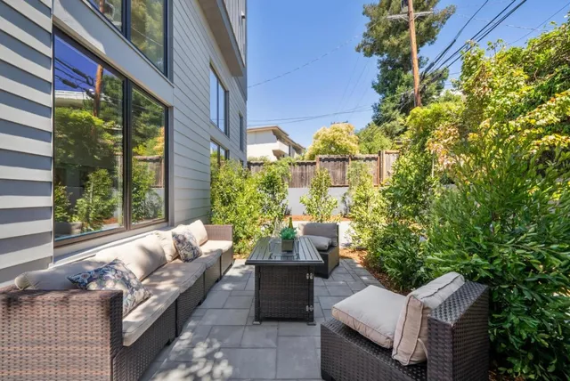 $1,399,000 | 1433 Floribunda Avenue, Unit 1, Burlingame, CA 94010