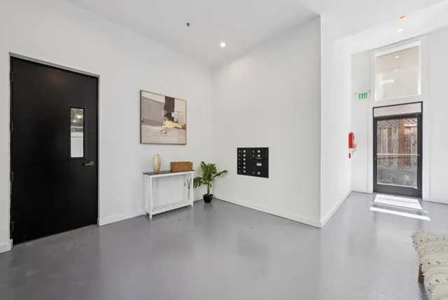 $1,399,000 | 1433 Floribunda Avenue, Unit 1, Burlingame, CA 94010