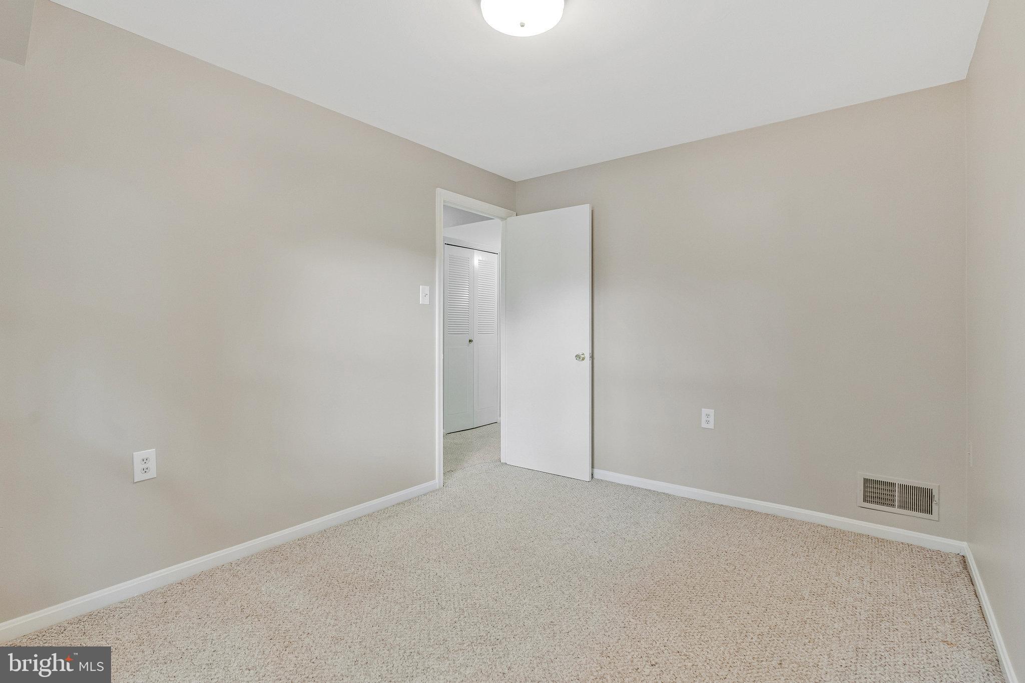 201 Morven Park Road Northwest Leesburg, VA 20176 - Photo 25 of 39 Gallery Image 25
