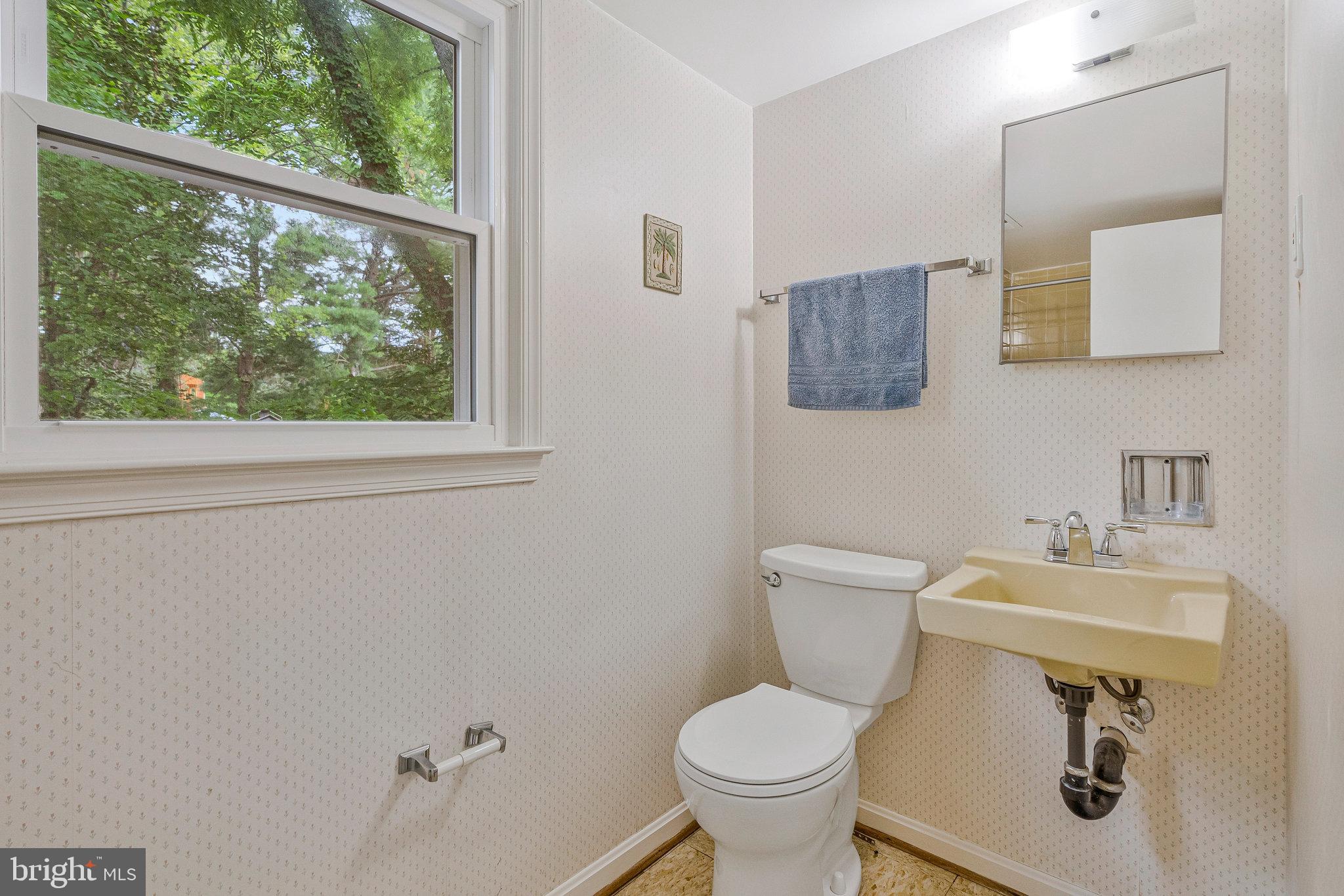 201 Morven Park Road Northwest Leesburg, VA 20176 - Photo 26 of 39 Gallery Image 26