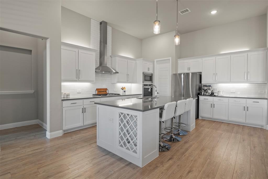 1032 Boardwalk Road Allen, TX 75013 - Photo 8 of 30