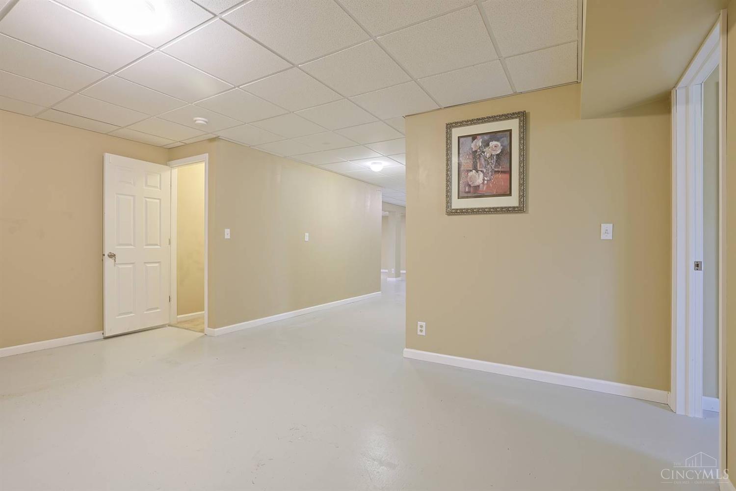 7307 Hunters Ridge Lane Cincinnati, OH 45247 - Photo 34 of 69