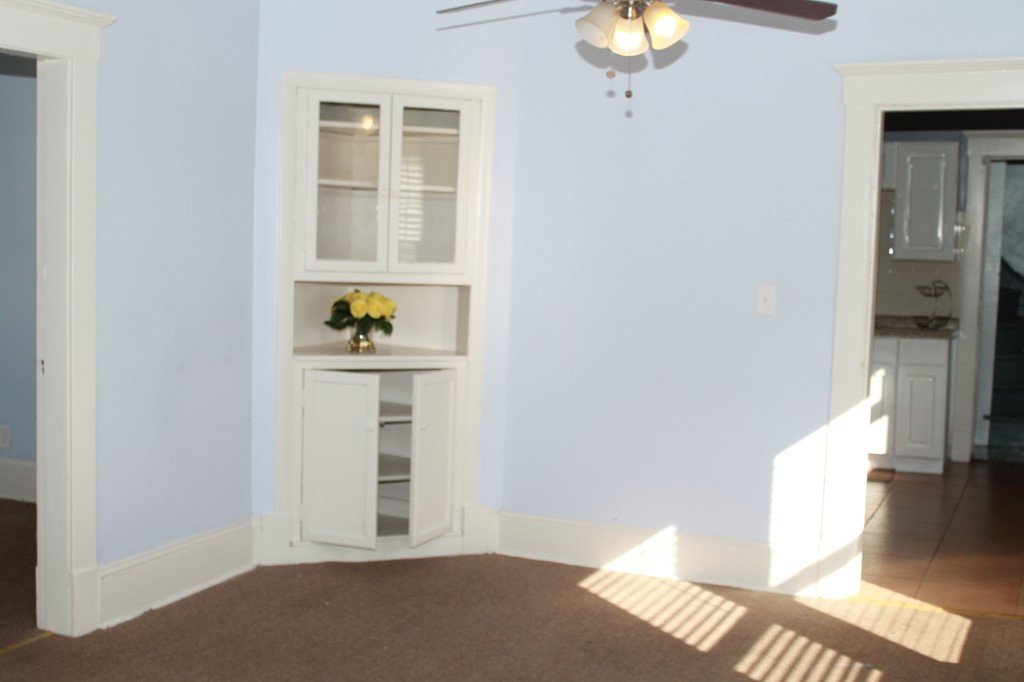 57-59 Sterling Street Springfield, MA 01107 - Photo 4 of 31 Gallery Image 4