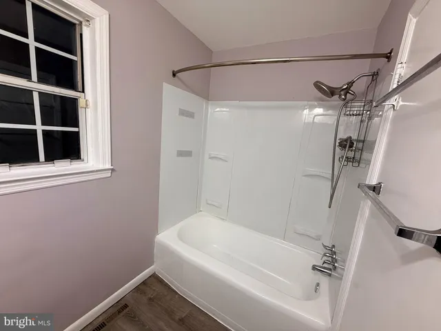 $2,900 | 138 Edwards Drive, Gloucester City, NJ 08030