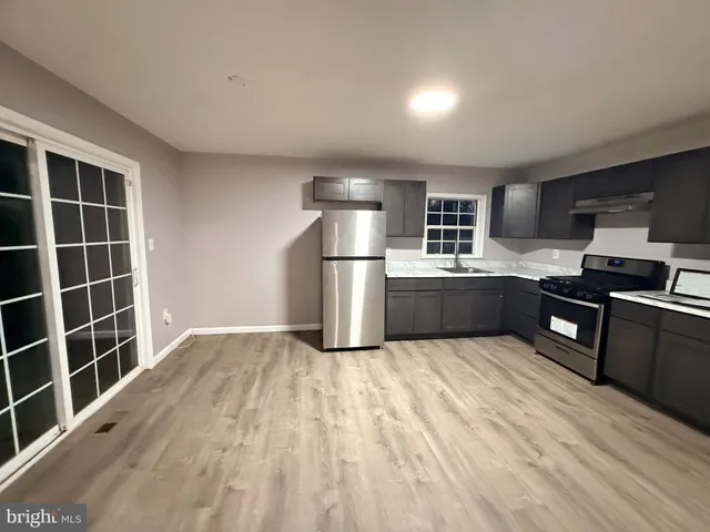 $2,900 | 138 Edwards Drive, Gloucester City, NJ 08030