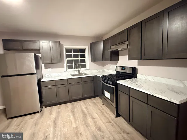 $2,900 | 138 Edwards Drive, Gloucester City, NJ 08030